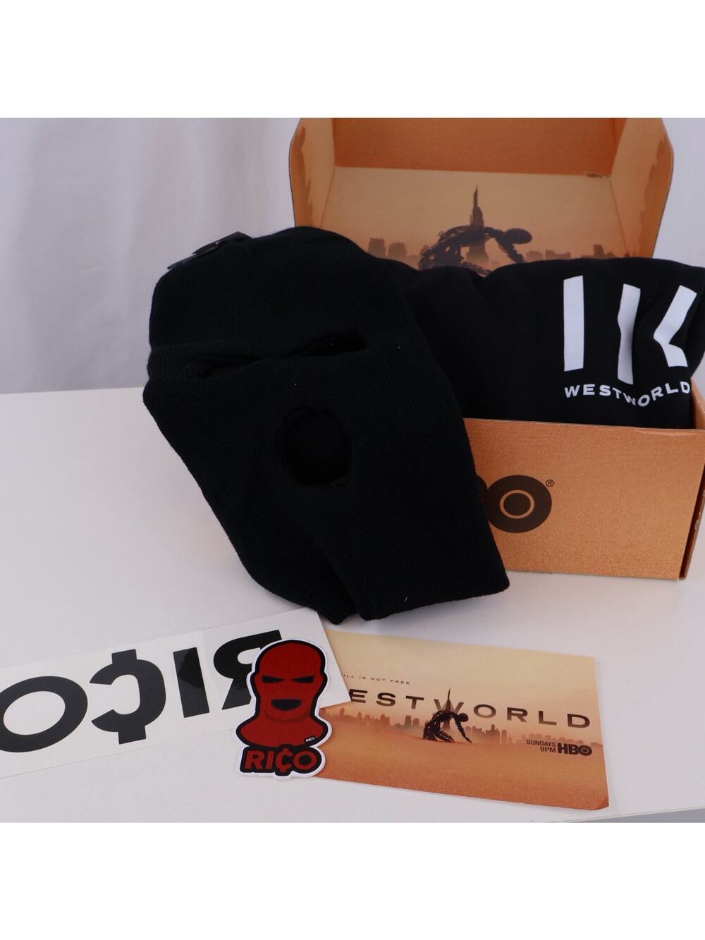 Westworld HBO Season 3 VIP Promo Kit Box Crewneck Sweatshirt Rico Ski Mask Large